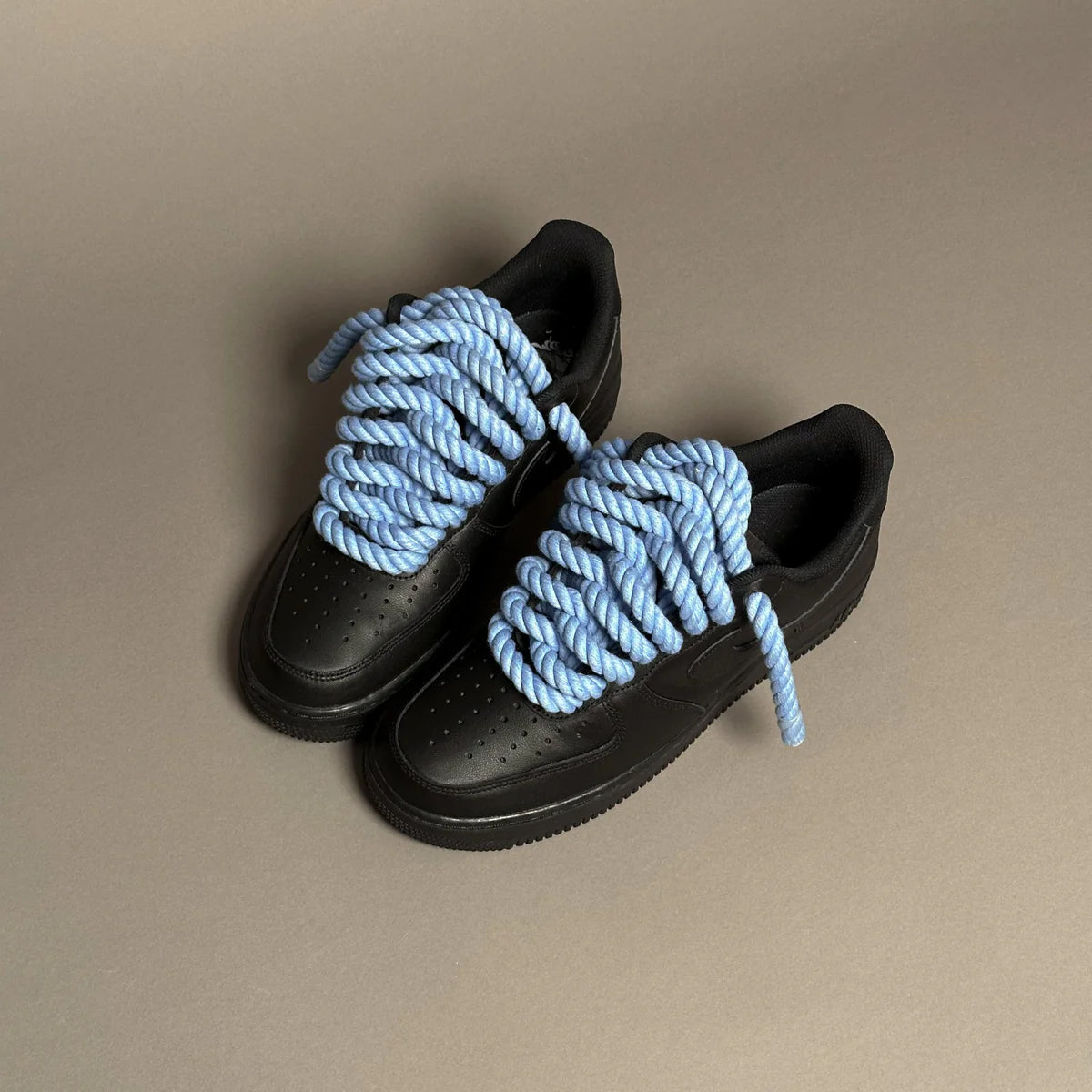 AF1 LOW NOIR CUSTOM LACET ROPE 1 BLEU - Image 3