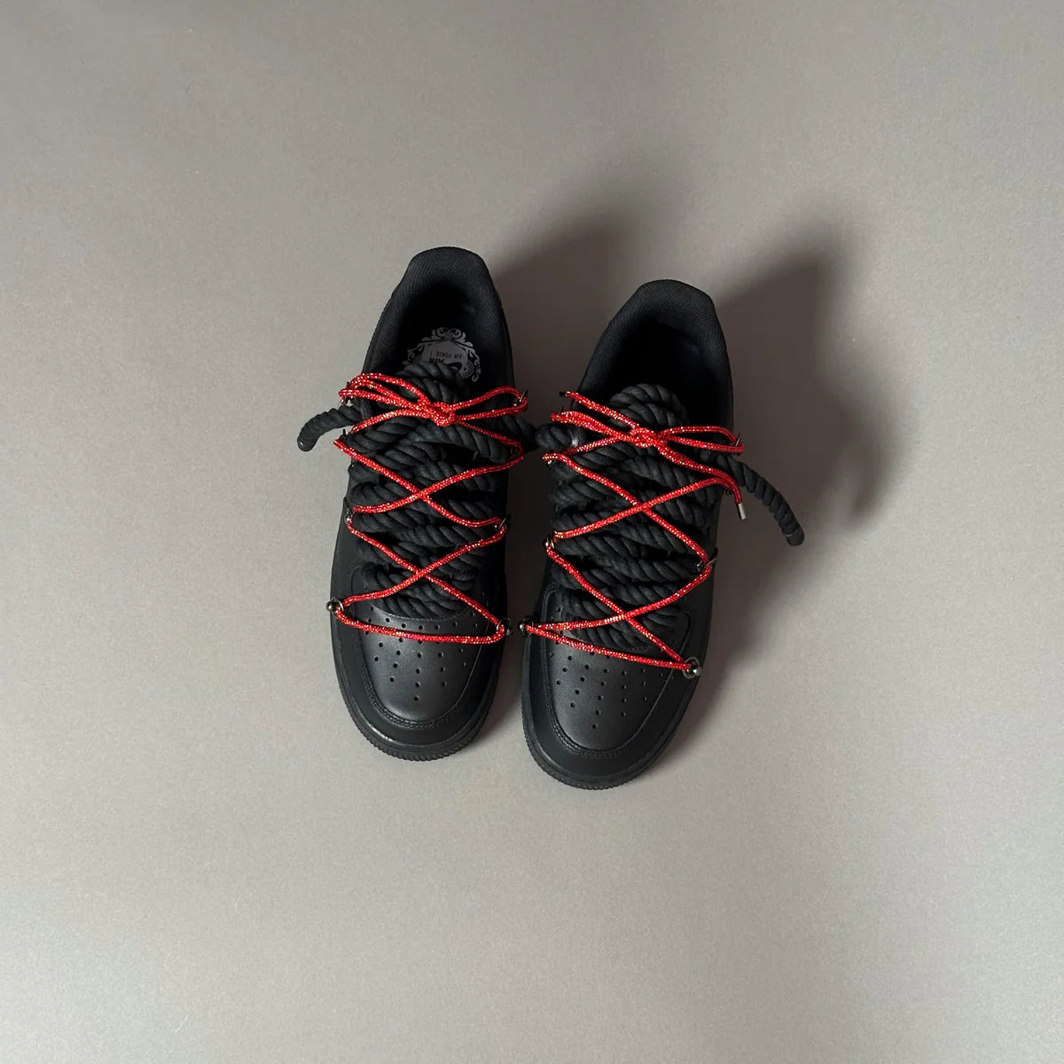 AF1 WHITE LOW CUSTOM ROPE LACE 1 & LACET BRILLANT ROUGE - Image 4